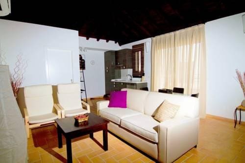 Apartamentos Fariñas 11 — 4-Star Luxury Hotel in Sanlucar De Barrameda, Spain