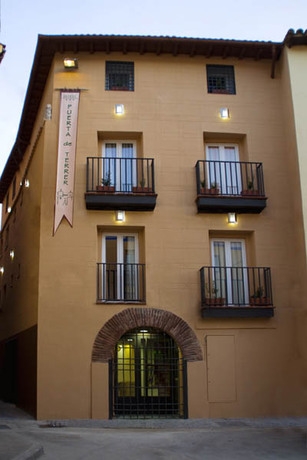 Puerta Terrer