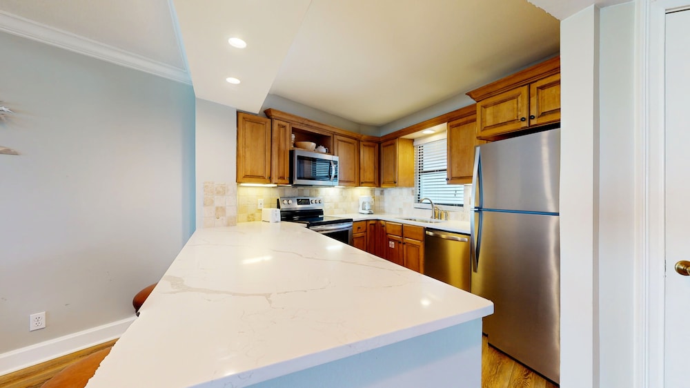 Beachside Towers at Sandestin by Gibson Beach Rentals - photo 121