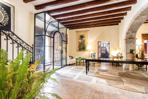 Suites with pool in Can Fressa Garden Only Adults — hotel in Alaro
