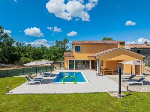 Villa Ana Lucija — 4-Star Luxury Hotel in Labin, Croatia