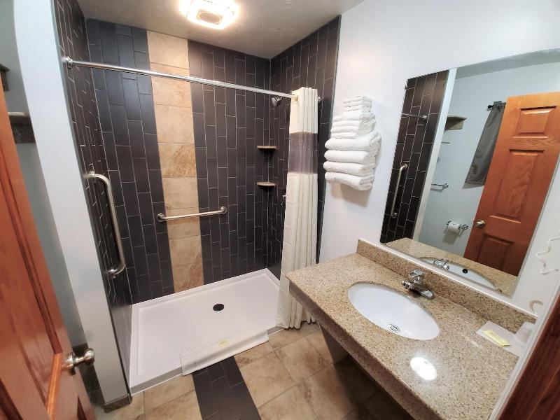 Jefferson Hills Motel - photo 29