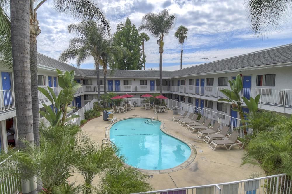 Motel 6 Los Angeles Baldwin Park - photo 19