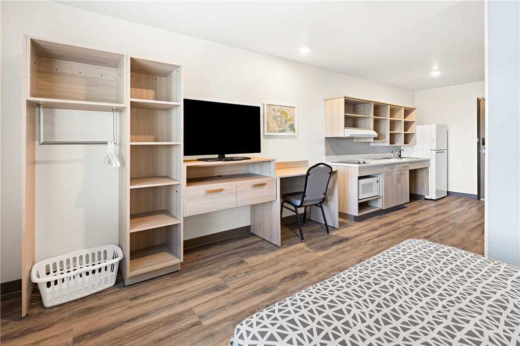 Woodspring Suites Billings - photo 11