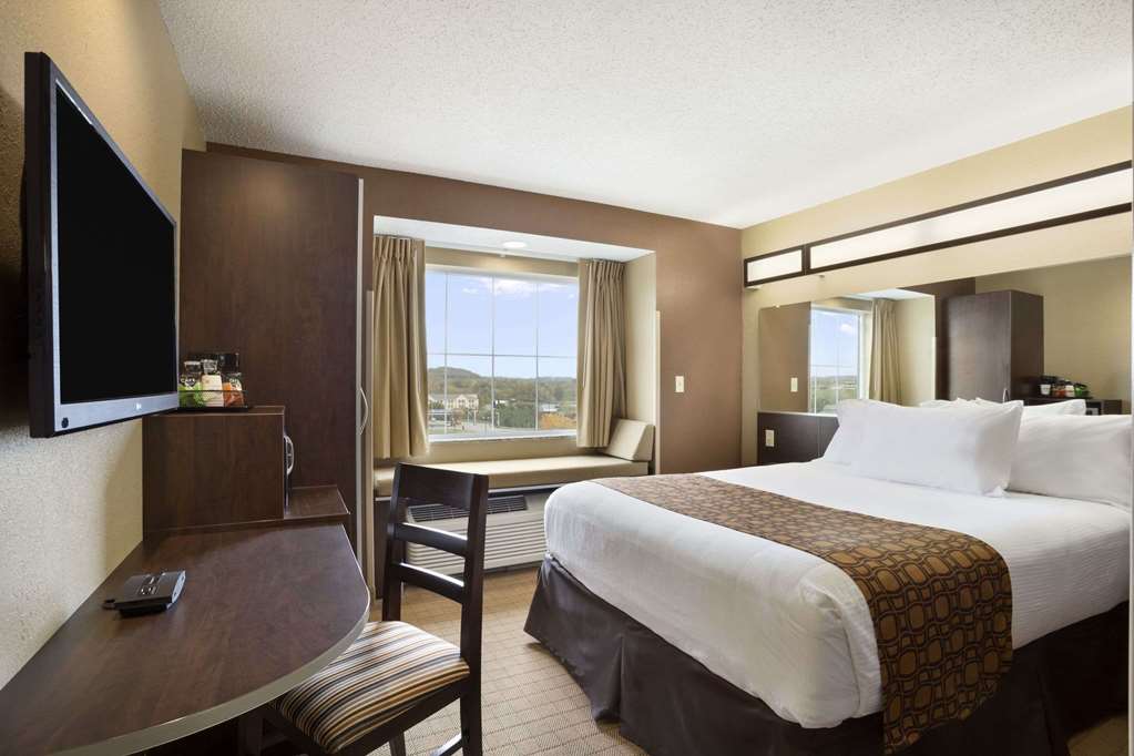 Microtel Inn & Suites by Wyndham Cambridge - photo 7