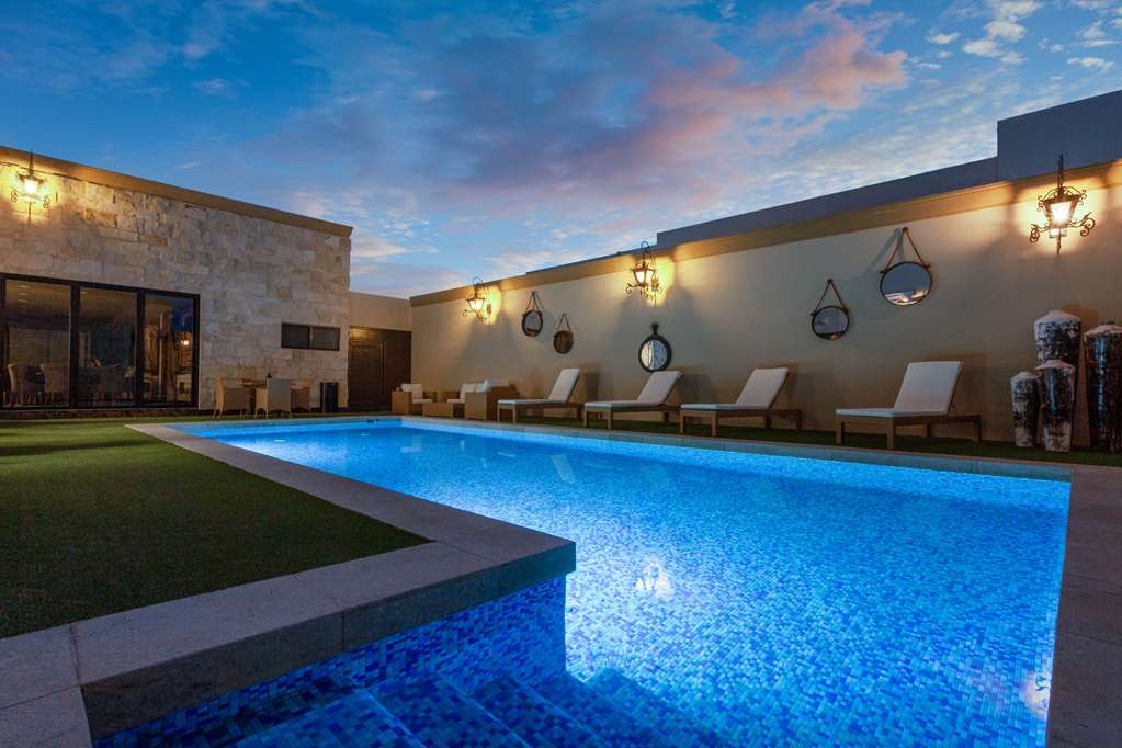 Pool view