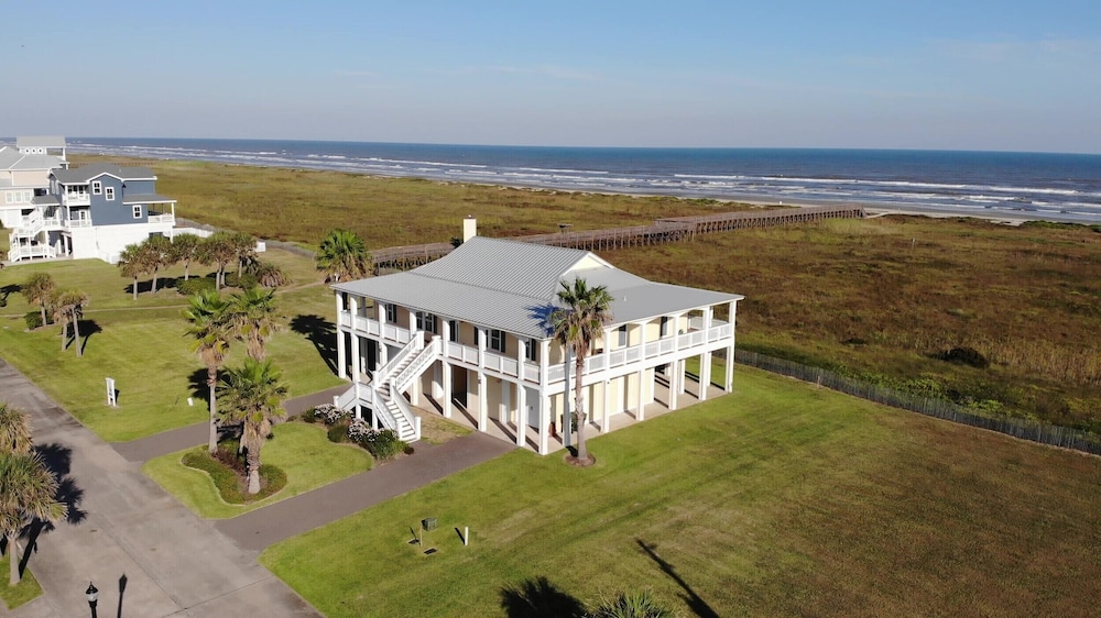 4515bfflampwnh Beachfront Flamingo - photo 22