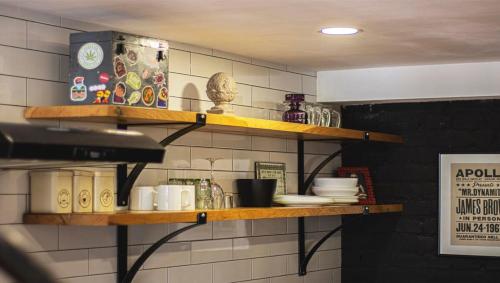 Tbilisi Heart Funky 1BR Apt By Wehost