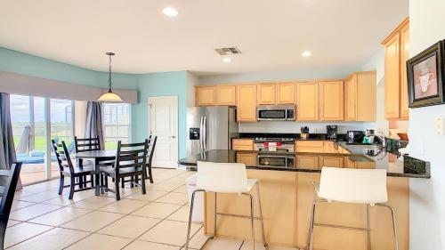 Sunset Getaway Highland View Private Pool SPA And Movie Room - photo 17