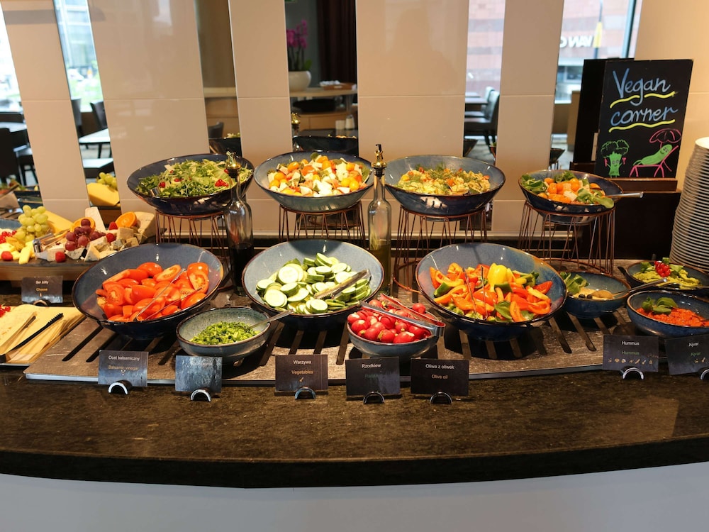 מזון ומשקאות