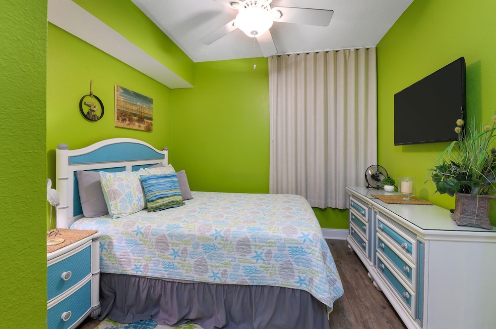 Majestic Beach Towers 2 404 - photo 4