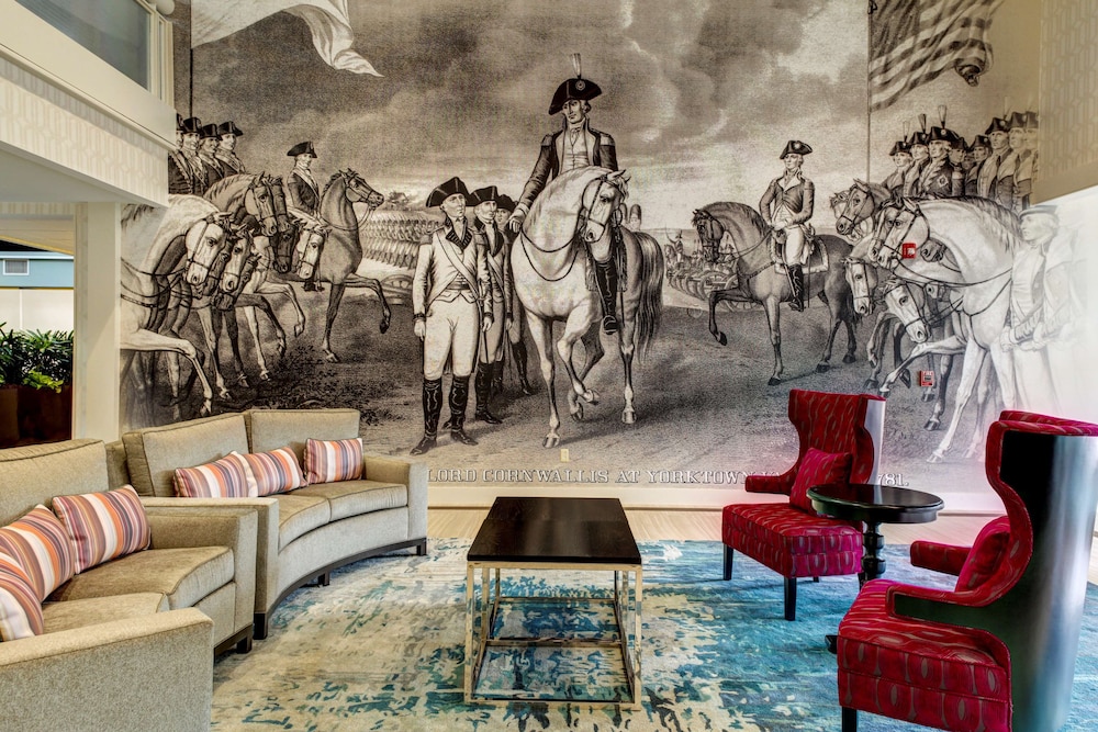 Embassy Suites Williamsburg - photo 3