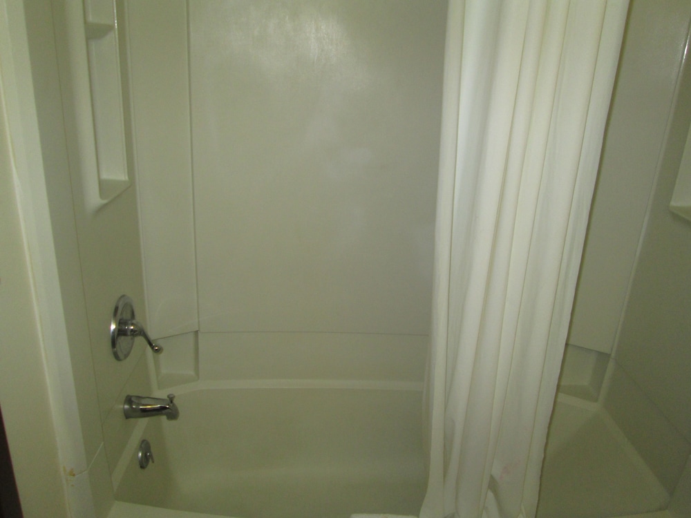 Bellevue Hotel & Suites - photo 49