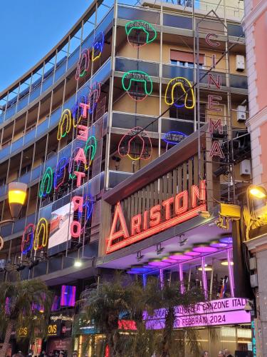 Bilocale: 5 minuti dall'Ariston — 4-Star Luxury Hotel in San Remo, Italy