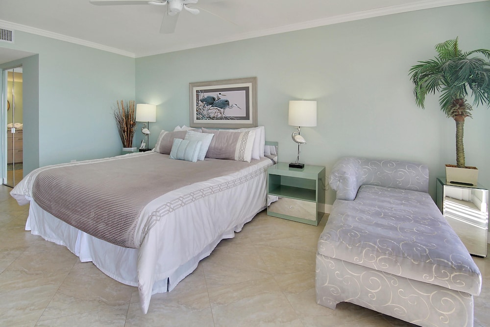 Land's End 11 406 Beach Front Premier - photo 3