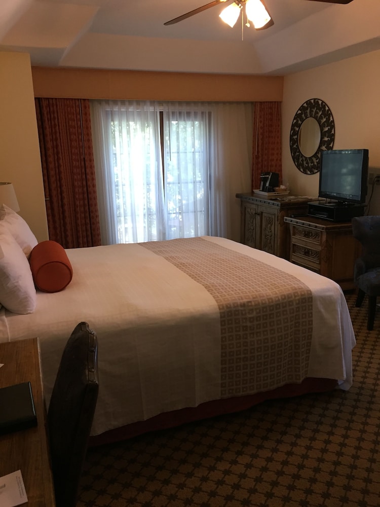 The Eagle Inn - photo 20