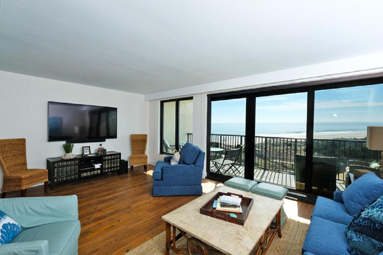 Sandy Retreat 3BR Beach Bliss - last minute hotel in Unknown City