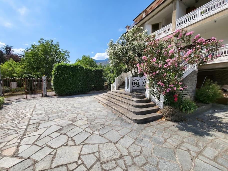 Big Appartement 9 Guests Air Conditionning And Courtyard — 4-Star Luxury Hotel in Bussoleno, Italy