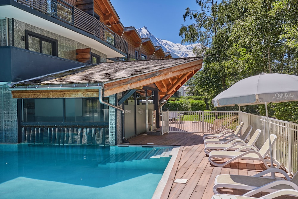 Odalys Résidence Isatis — 4-Star Luxury Hotel in Chamonix-Mont-Blanc, France