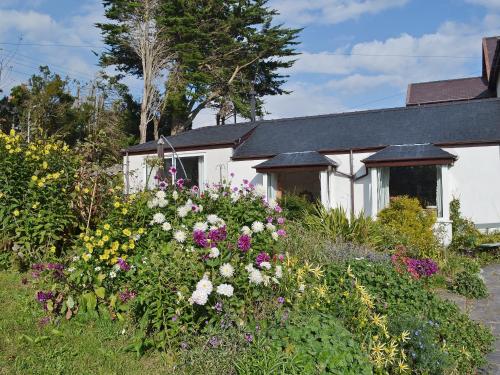 Haulfryn Cottage — 4-Star Luxury Hotel in Menai Bridge, United Kingdom