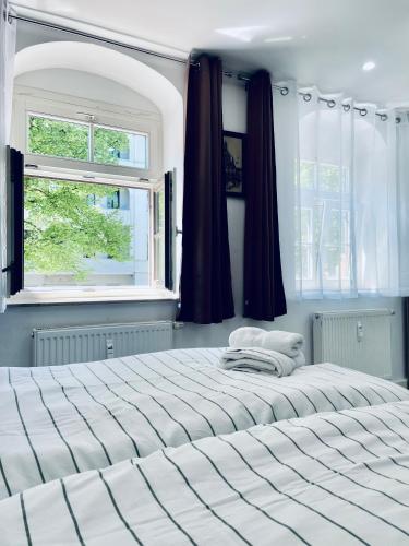 Charmantes Zimmer mit Parkplatz & Restaurant in Chemnitz, Germany