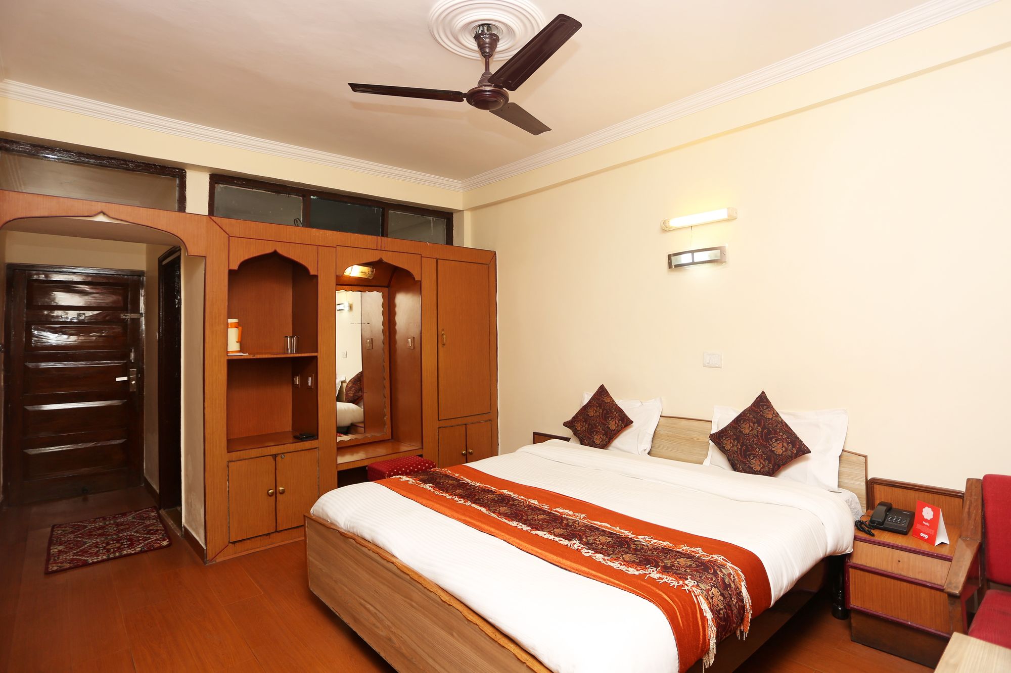 Capital O 3639 Hotel Pioneer in Dehra Dun, India