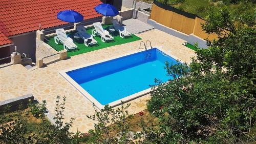 Holiday Home Dijamant — 4-Star Luxury Hotel in Omis, Croatia