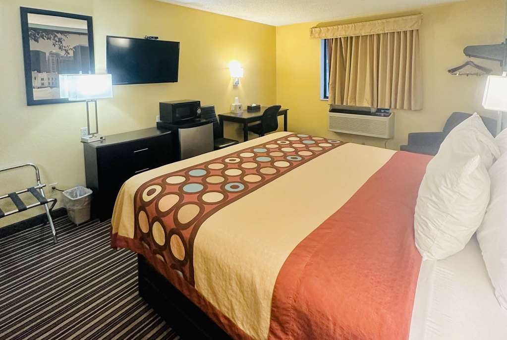 Super 8 by Wyndham Warrenton - photo 19