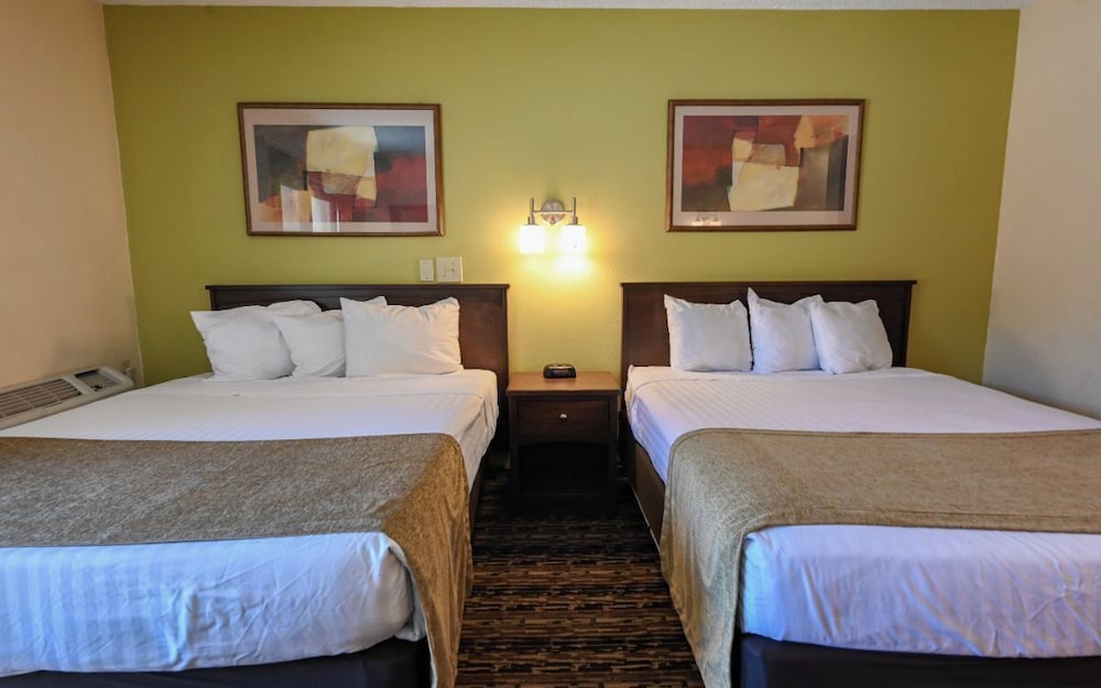 Sunset Bay Resort - photo 6