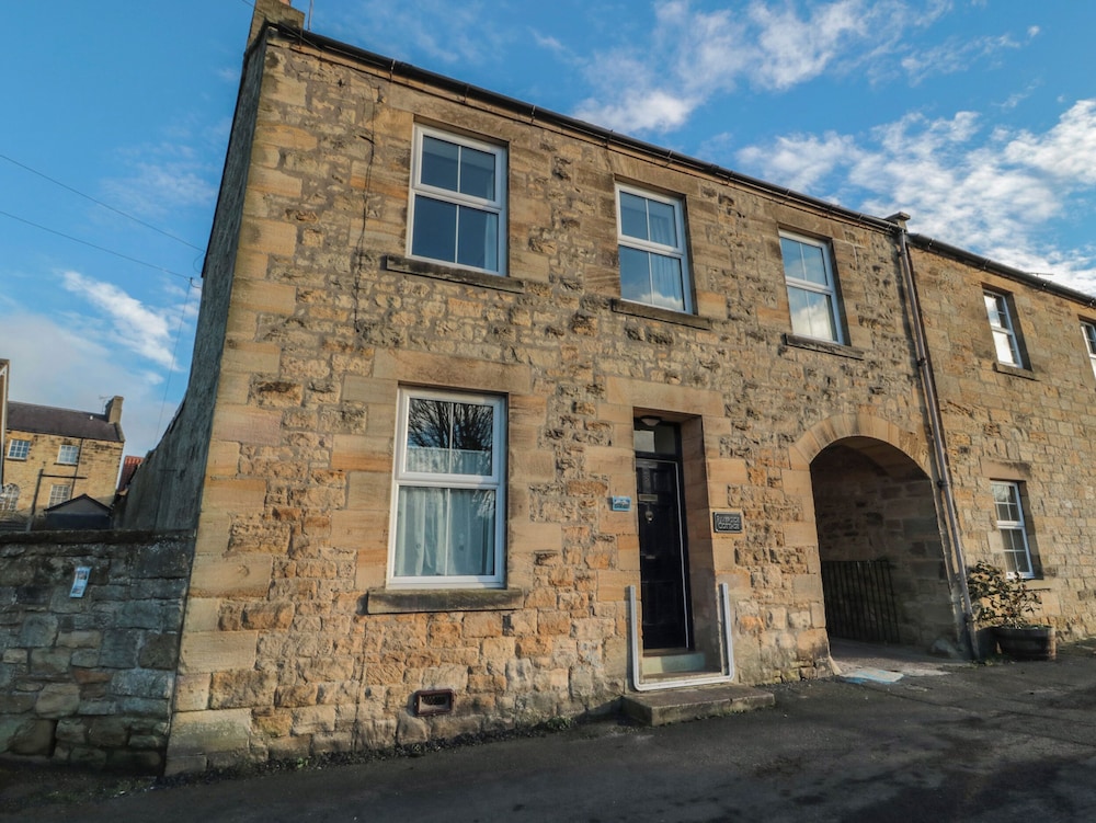 Riverside Cottage — 4-Star Luxury Hotel in Warkworth, United Kingdom
