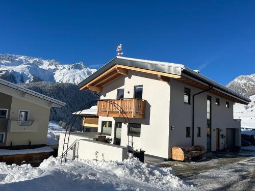 WALD Apart am Rosenhof — 4-Star Luxury Hotel in Nauders, Austria