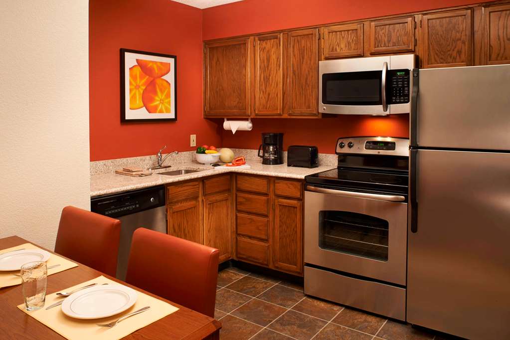 Sonesta ES Suites Chicago Waukegan Gurnee - photo 9