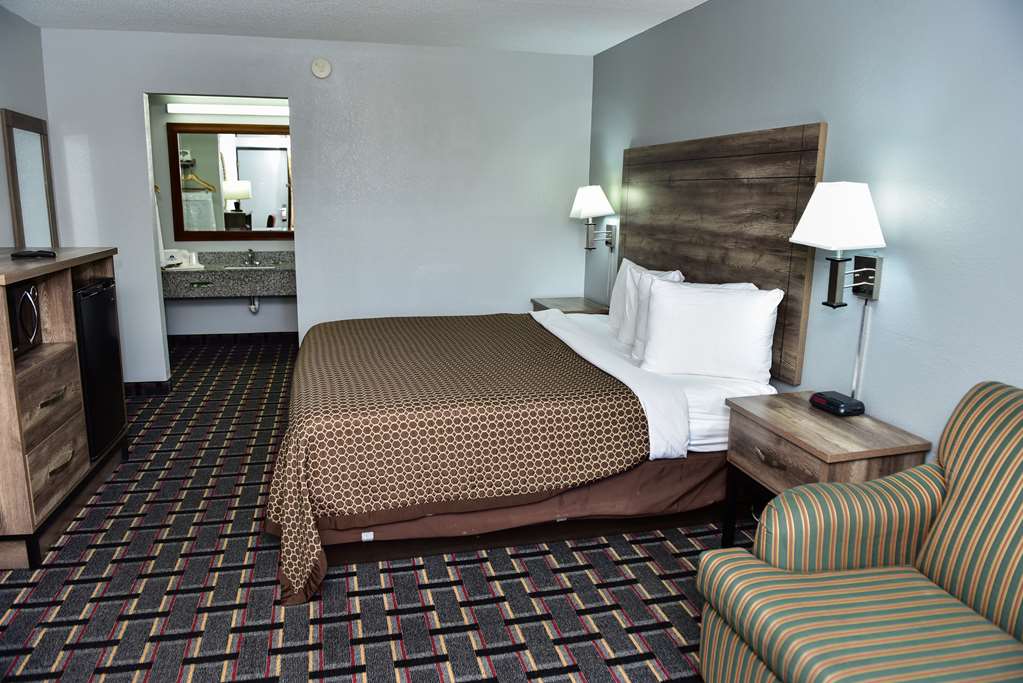 Americas Best Value Inn Douglasville - photo 23