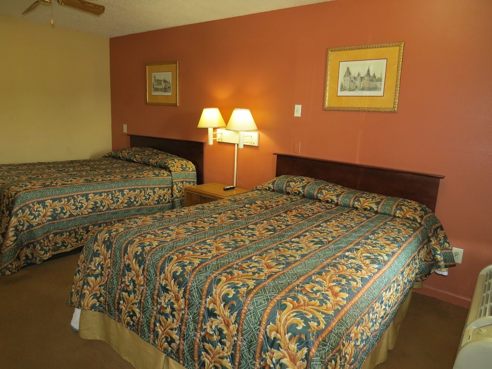 First Western Inn Caseyville - photo 15