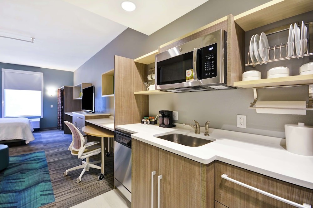 Home2 Suites by Hilton Queensbury Lake George - photo 10