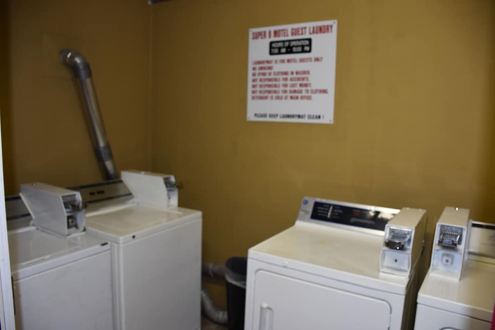 Super 8 by Wyndham Tifton - photo 36