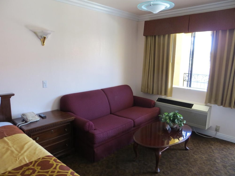 Azusa Inn Motel - photo 20
