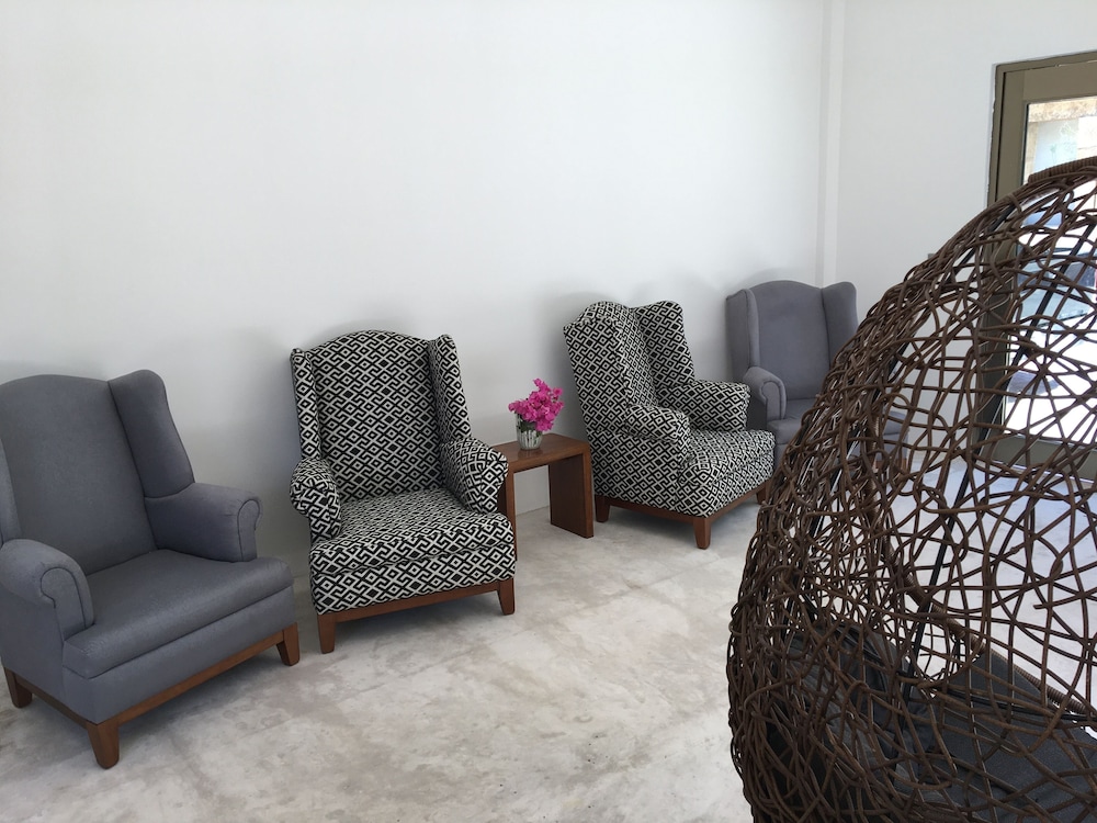 The Two Branches - carbon neutral hotel in Unknown City