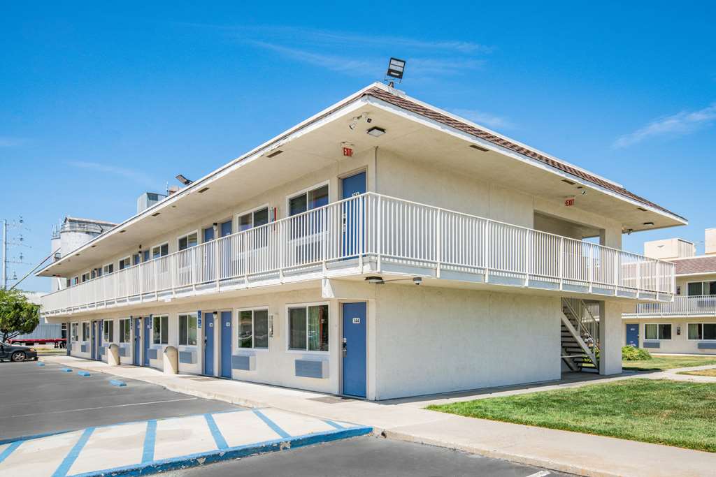 Motel 6 Williams CA - featured photo