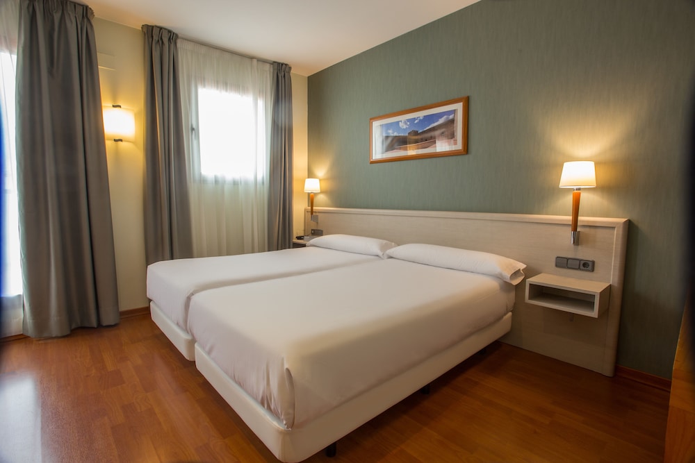 Hotel Alaquas — hotel in Alaquas