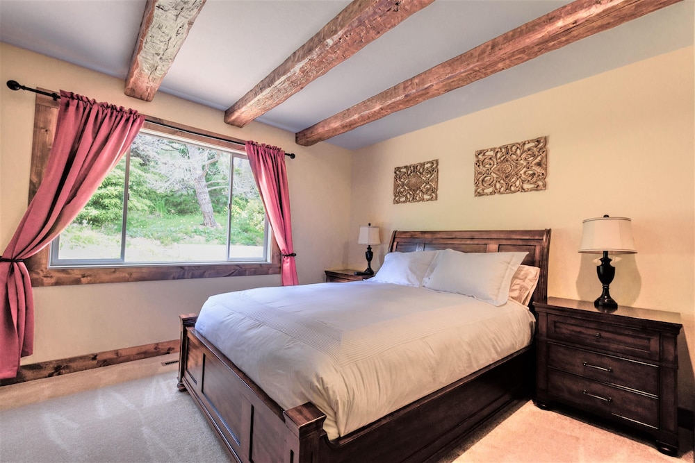 Lx18: Golfer's Dream Retreat Estate - photo 7