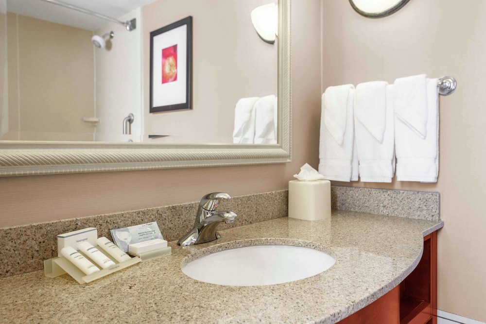 Hilton Garden Inn Independence - photo 24