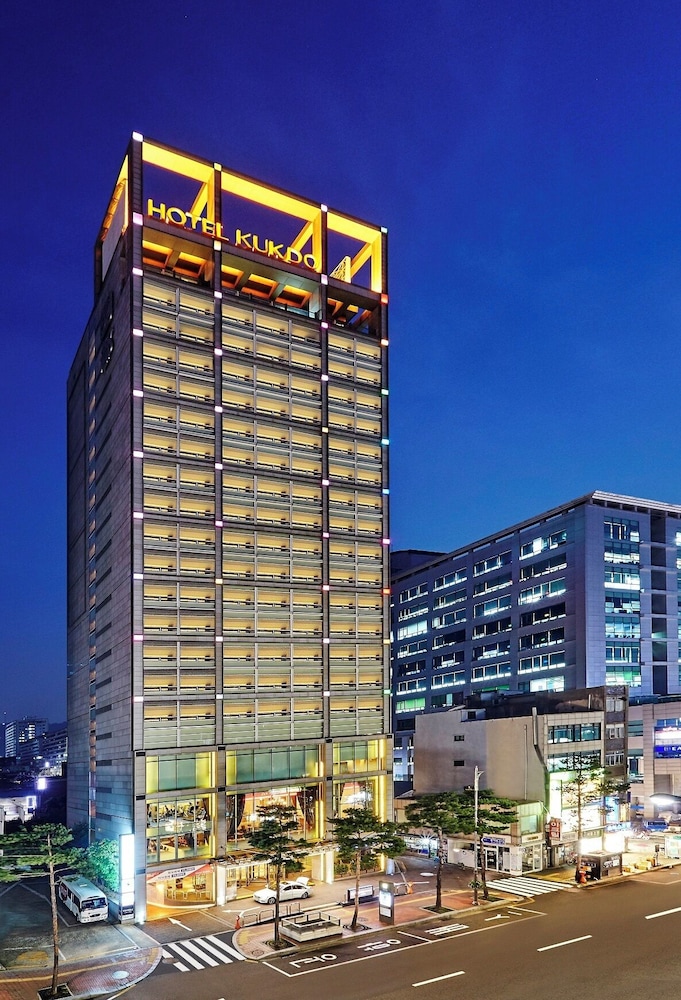 Hotel Kukdo in Seoul, South Korea