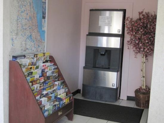Regency Inn Of Naperville - photo 13