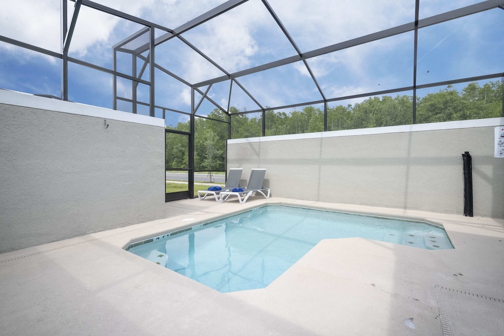 Gorgeous 4 Bd w Pool at Storey Lake Resort 4277 - photo 112