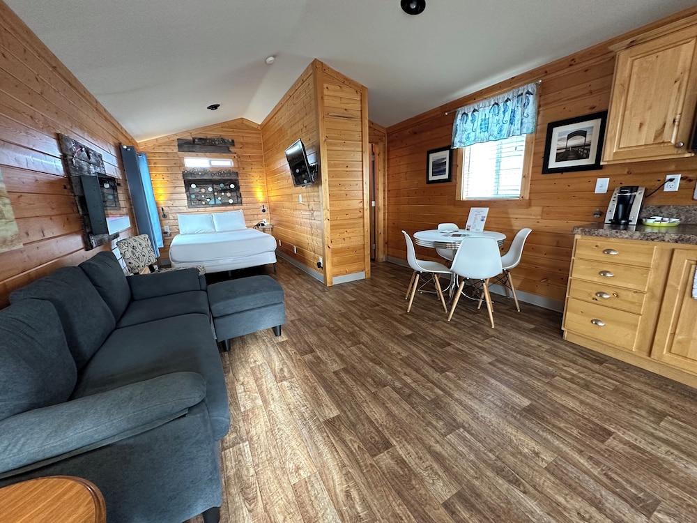 Westport Marina Cottages - photo 15