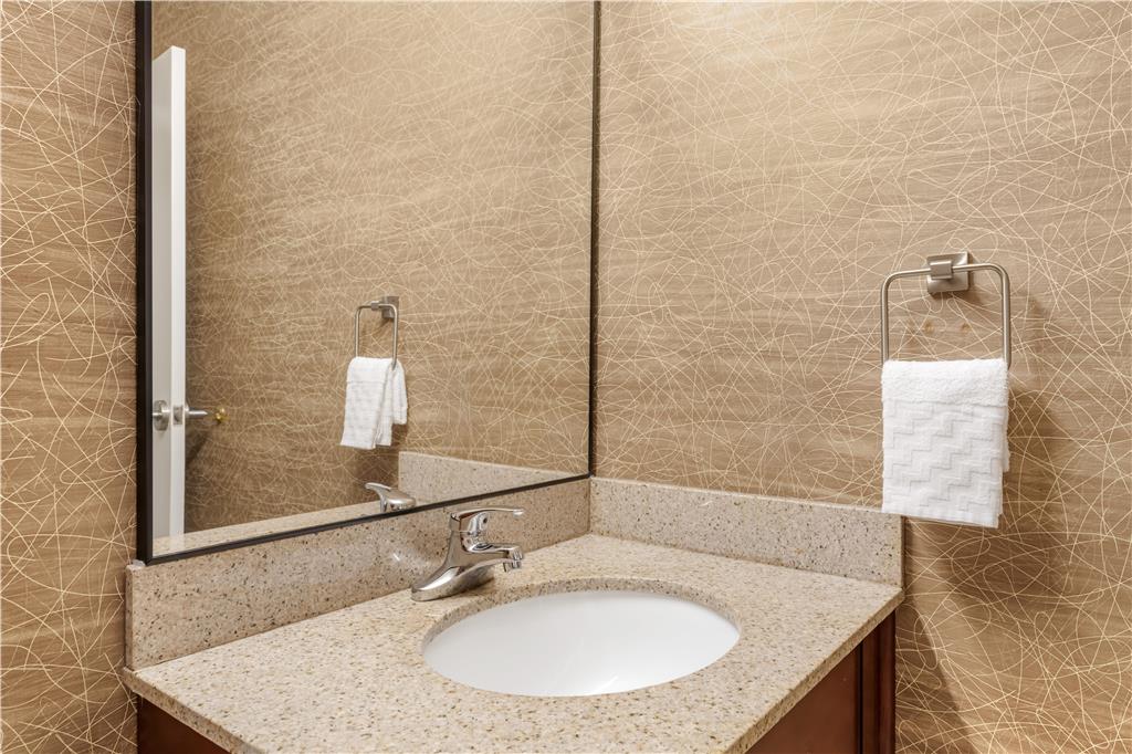 Best Western Fairmont - photo 46