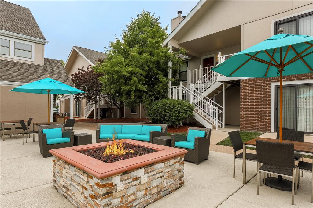 MainStay Suites St. Louis Galleria - photo 30