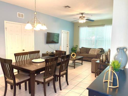 Cozy 3BR2BA Condo at Windsor Hills Resort WH76604 — 4-Star Luxury Hotel in Orlando, United States