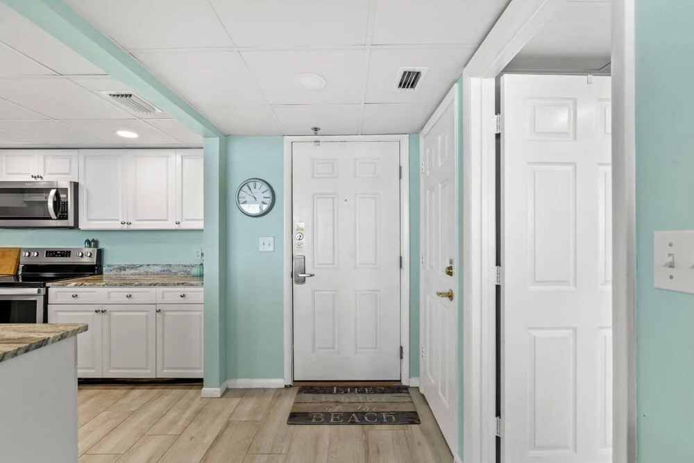 Long Beach Resort Tower 1 Unit 1303 - photo 15